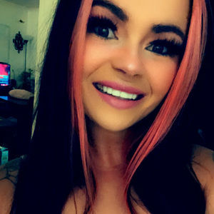 Meet your Posher, Desiree